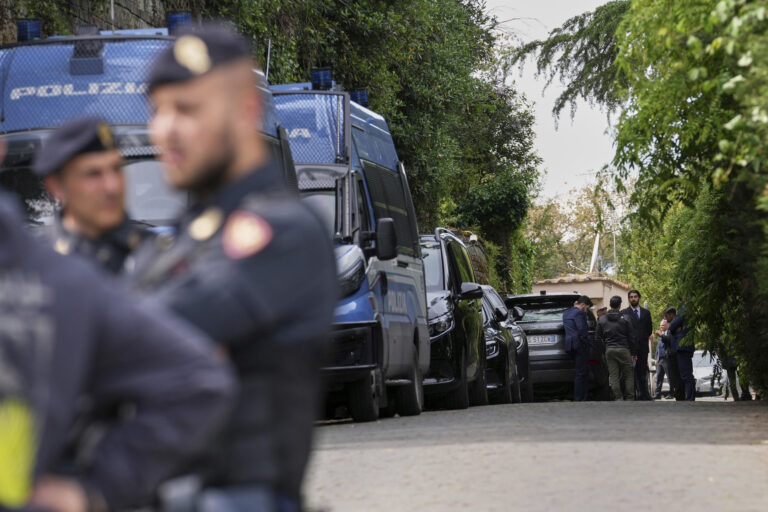 Ιταλία: Δύο ανήλικα παιδιά έμειναν απομονωμένα για χρόνια – Ο πατέρας φοβόταν τους ιούς