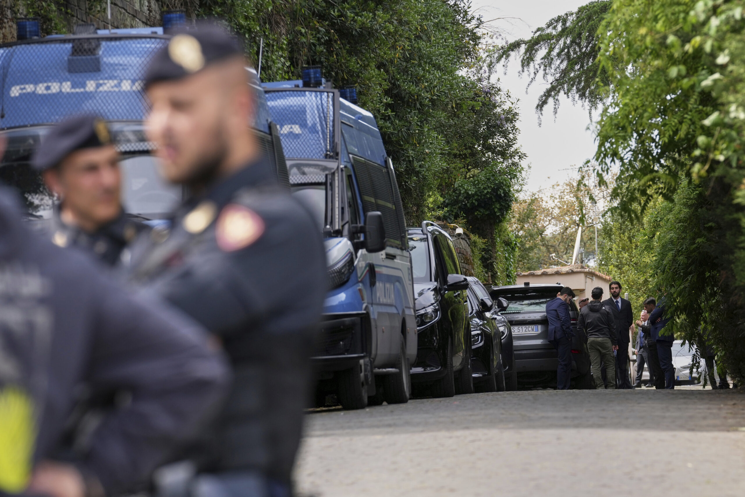 Ιταλία: Δύο ανήλικα παιδιά έμειναν απομονωμένα για χρόνια – Ο πατέρας φοβόταν τους ιούς
