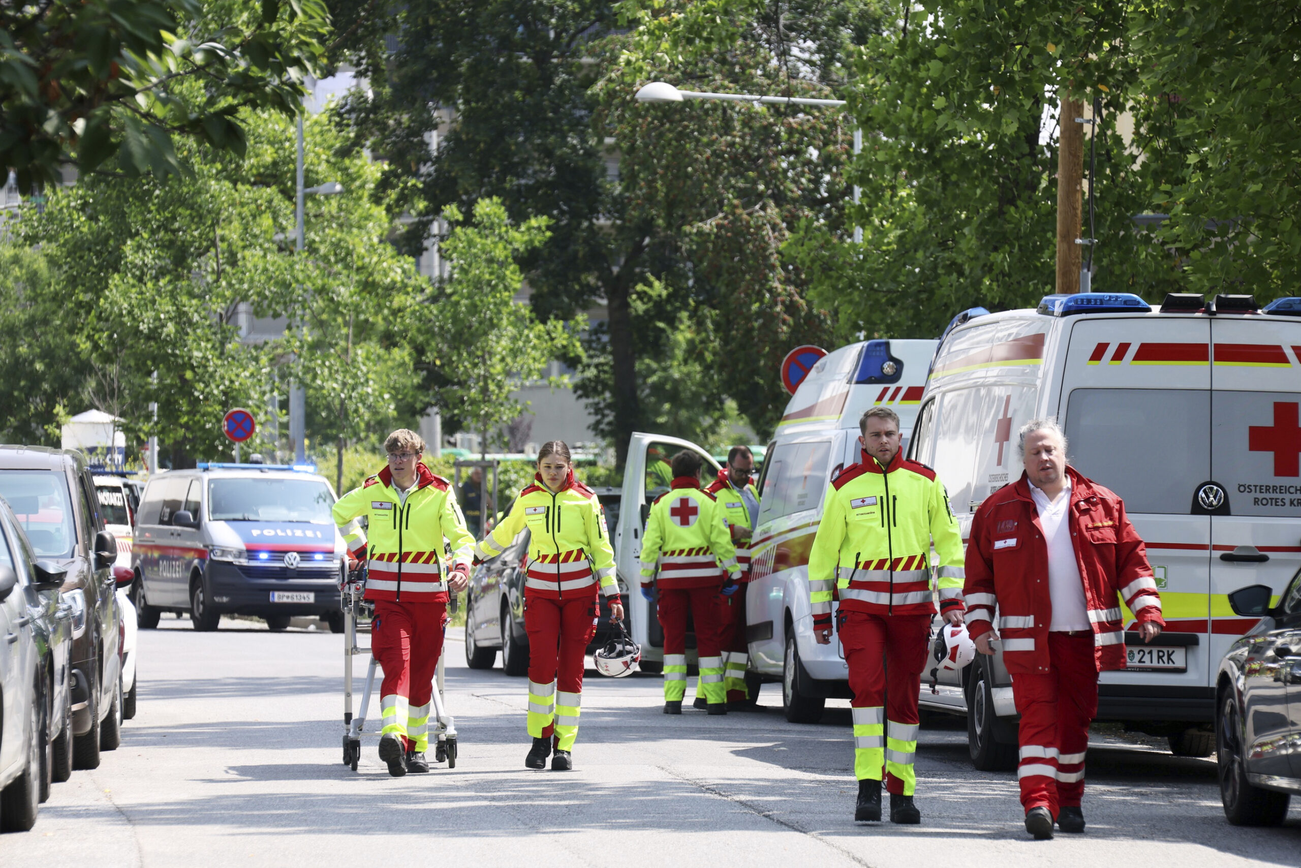 Επίθεση σε σχολείο στην Αυστρία: Τουλάχιστον δέκα νεκροί και πολλοί τραυματίες – Αυτοκτόνησε ο δράστης