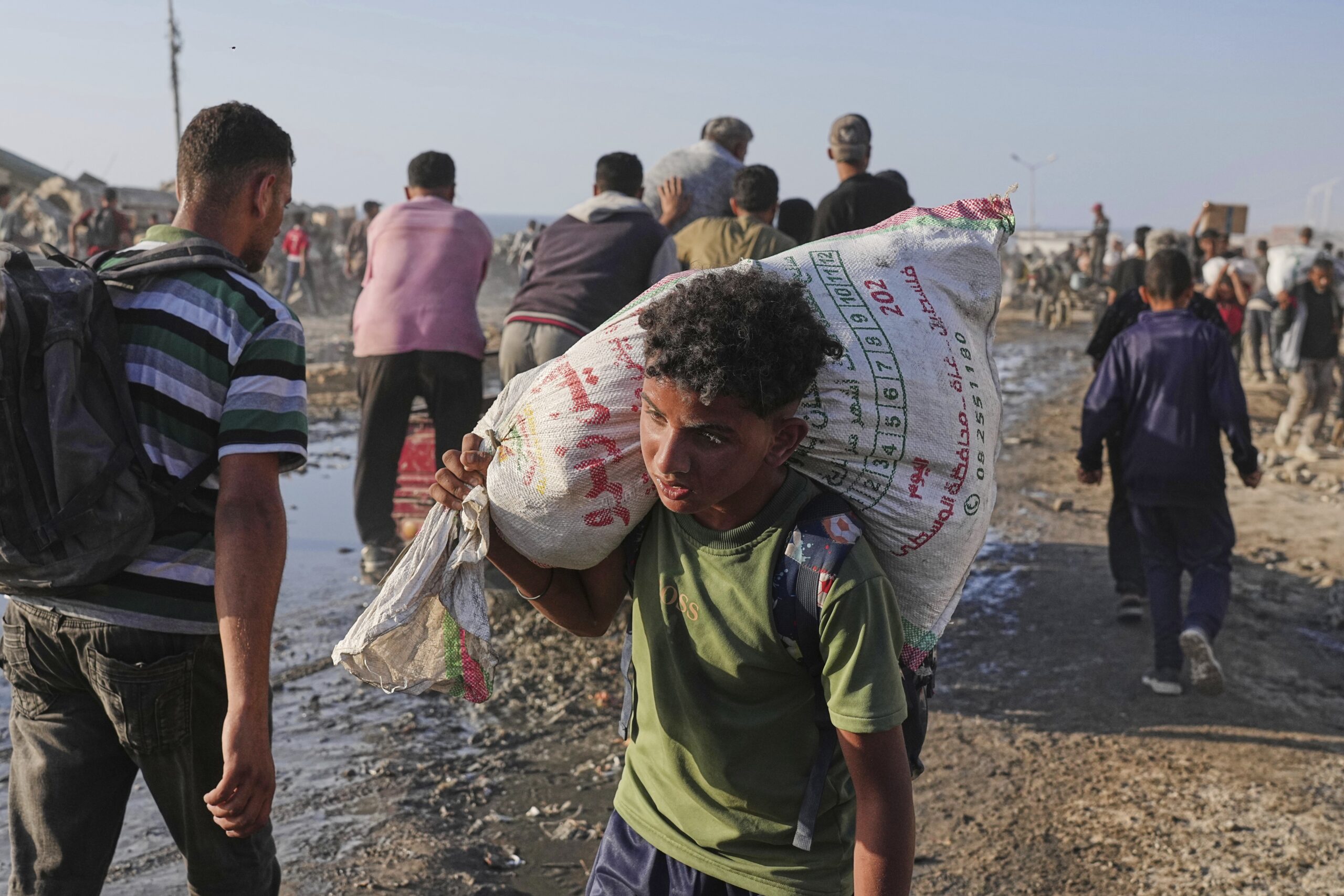 Γάζα: Νεκροί 59 άνθρωποι από πυρά ισραηλινών αρμάτων μάχης – Ανέμεναν επισιτιστική βοήθεια, δηλώνουν γιατροί