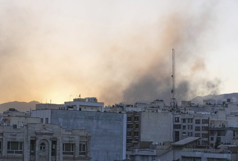 Νέο χτύπημα του Ισραήλ στο Ιράν: Επλήγη νοσοκομείο στην Τεχεράνη – Κατς: Τα πλήγματα αποσκοπούν στην αποσταθεροποίηση του ιρανικού καθεστώτος
