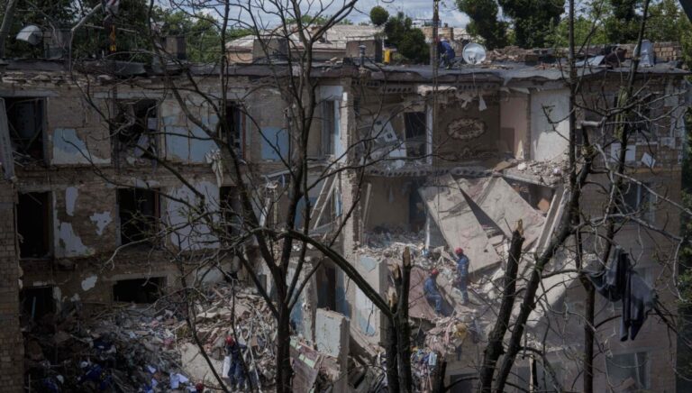 Ρωσία: Κινέζος δημοσιογράφος τραυματίστηκε από ουκρανική επίθεση στο Κουρσκ – Επίθεση σε γέφυρα στο Βόλγκογκραντ
