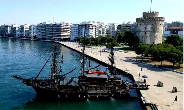 Αρμενίζοντας με την “Αραμπέλλα” στα νερά του Θερμαϊκού