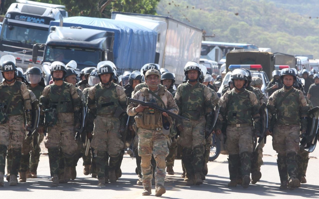 Βολιβία: Νεκρός αστυνομικός σε επεισόδια μεταξύ των δυνάμεων επιβολής της τάξης και υποστηρικτών του πρώην προέδρου Μοράλες