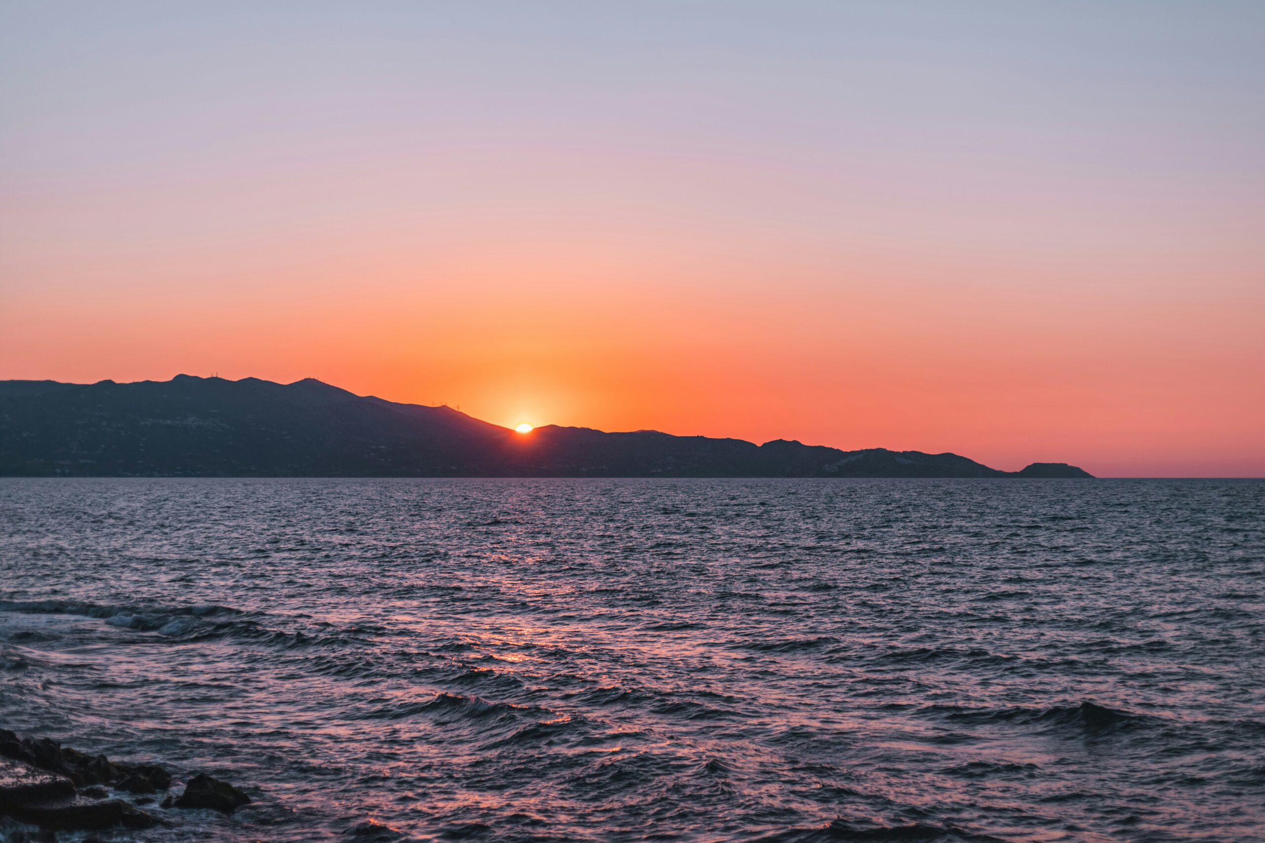 clovis-wood-w-4qgj3g5y4-unsplash