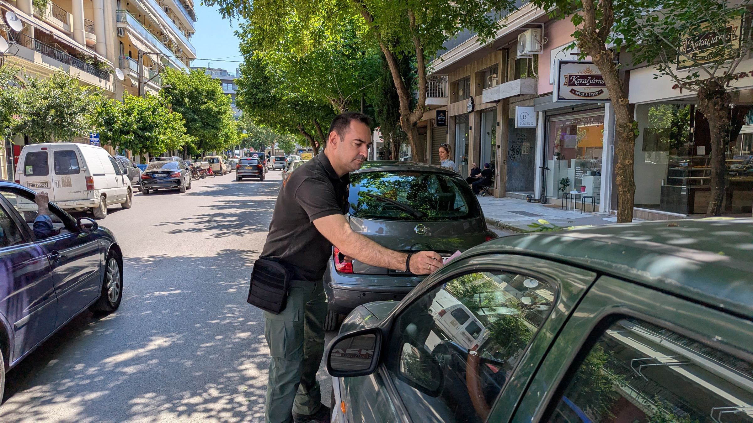 elegxomeni-stathmefsi-2 Eνημερωτική εξόρμηση της Δημοτικής Αστυνομίας για την εφαρμογή της ελεγχόμενης στάθμευσης