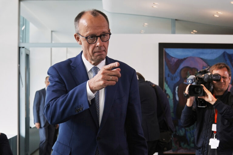 Γερμανία: Η κυβέρνηση Μερτς ενέκρινε εξαγωγές στρατιωτικών ειδών αξίας 4 εκατ. ευρώ στο Ισραήλ 