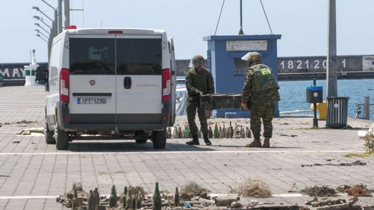 Εξουδετερώθηκε η οβίδα που βρέθηκε στο λιμάνι της Καλαμάτας