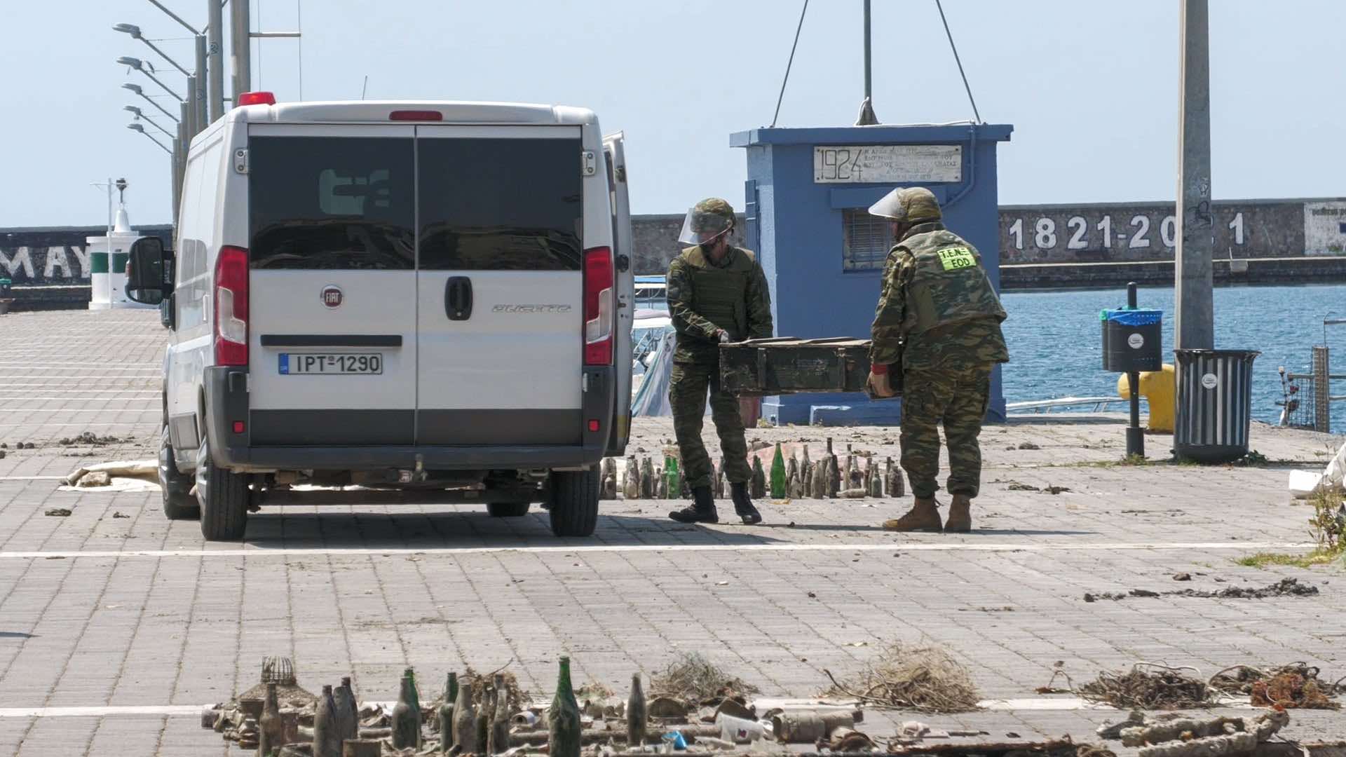 Εξουδετερώθηκε η οβίδα που βρέθηκε στο λιμάνι της Καλαμάτας
