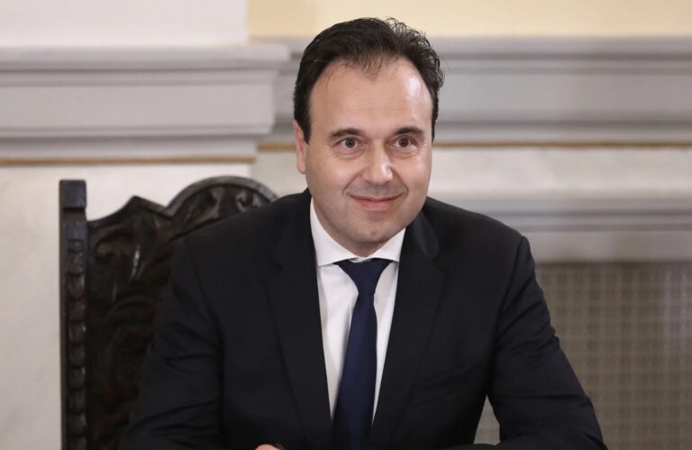 Πρόταση για νέο εργοστάσιο στη Δυτική Μακεδονία – Δ. Παπαστεργίου: Δημιουργούμε τον δικό μας υπερυπολογιστή τεχνητής νοημοσύνης