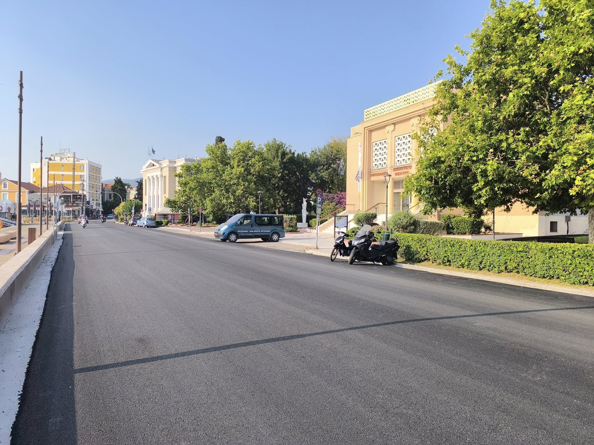 Ολοκληρώθηκε η ασφαλτόστρωση της προκυμαίας στη Μυτιλήνης