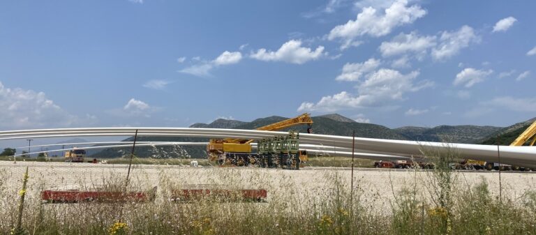Κυκλοφοριακές ρυθμίσεις στην Ε.Ο. Κορίνθου- Τρίπολης λόγω μεταφοράς ανεμογεννητριών
