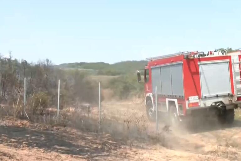 Θεσσαλονίκη: Σε εξέλιξη φωτιά στο Ωραιόκαστρο- Περιορίστηκε σε χαράδρα