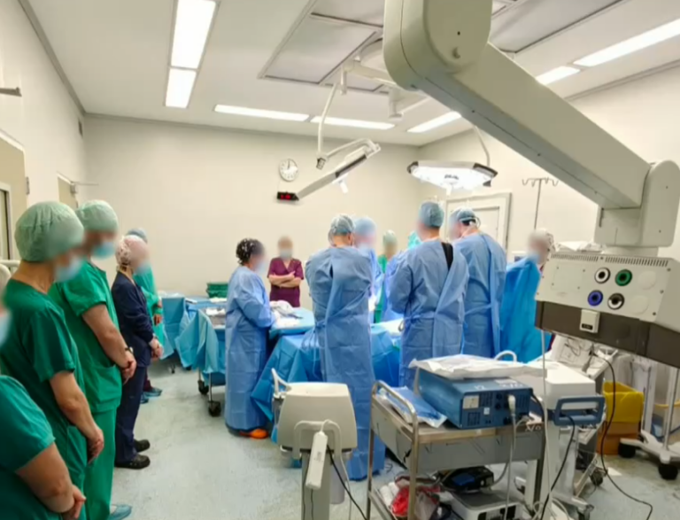 Δώρα ζωής από τα δύο παιδιά που πνίγηκαν στον Άραχθο- Η στιγμή που οι γιατροί στάθηκαν προσοχή μπροστά στον 14χρονο στο χειρουργείο