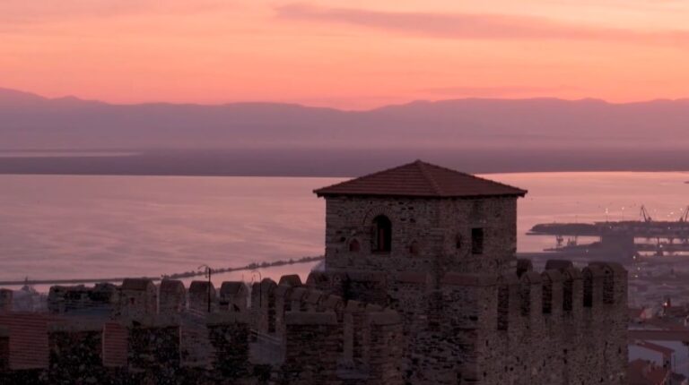 Θεσσαλονίκη: Ανάδειξη των Βυζαντινών τειχών με νέο φωτισμό