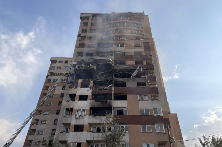 Ό. Μαρκογιαννάκη για Ισραηλινό χτύπημα στο Ιράν στο Πρώτο: Υπάρχει πλέον ένας υπαρκτός κίνδυνος γενίκευσης του πολέμου (audio)