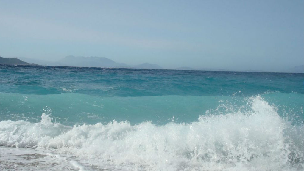 Θεσσαλονίκη: 4χρονο αγοράκι έπαθε ανακοπή σε παραλία – Το έσωσαν με ΚΑΡΠΑ