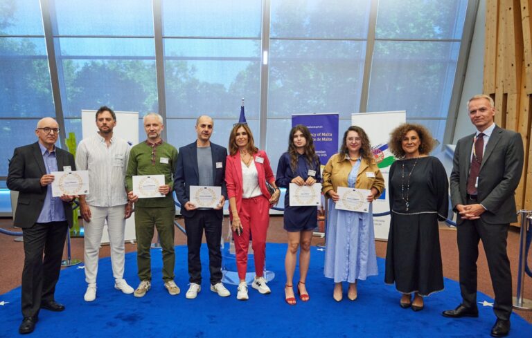 Σημαντική διάκριση για την εκπομπή «Εντός Κάδρου» της ΕΡΤ3- Βραβείο ερευνητικής δημοσιογραφίας από το Συμβούλιο της Ευρώπης