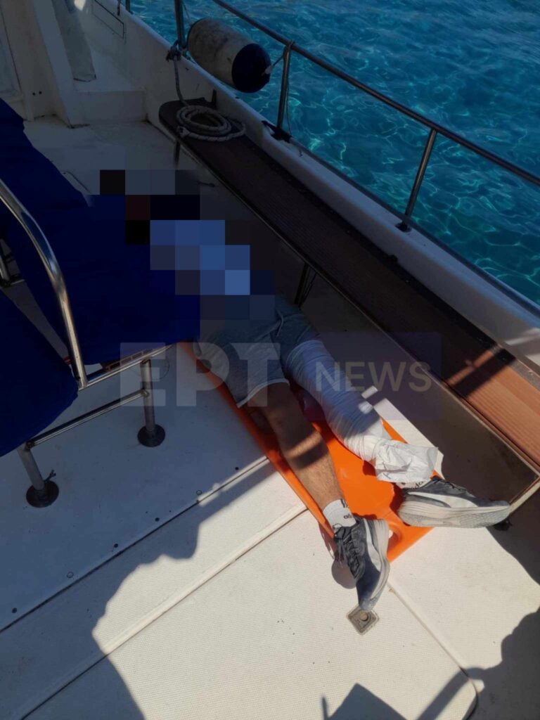 Κρήτη: 20χρονος τουρίστας τραυματίστηκε στην έξοδο του φαραγγιού – Άμεση κινητοποίηση σωστικών δυνάμεων (pics) 3 Τραυματίστηκε 20χρονος τουρίστας στο φαράγγι της Σαμαριάς – Μεταφέρθηκε με σκάφος στα Σφακιά