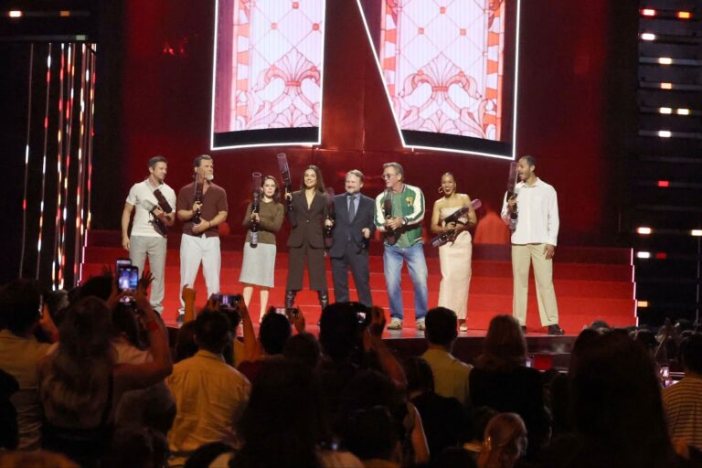 Netflix Tudum 2025: Το μεγαλύτερο fan event με αποκλειστικές αποκαλύψεις, παγκόσμιες πρεμιέρες και λαμπερούς καλεσμένους