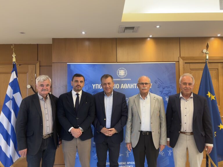 Συνάντηση με Βρούτση για τις αθλητικές εγκαταστάσεις του Πύργου