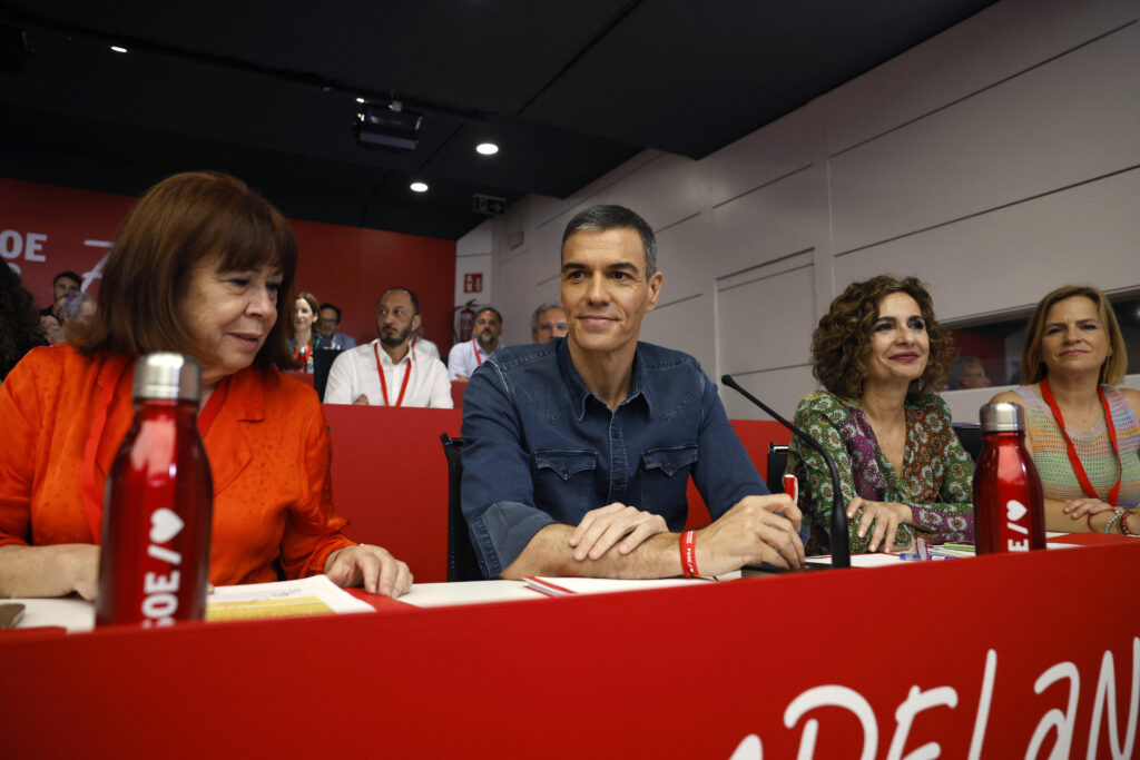 Ισπανία: Νέο σκάνδαλο για την κυβέρνηση Σάντσεθ – Επανέρχεται το αίτημα για πρόωρες εκλογές