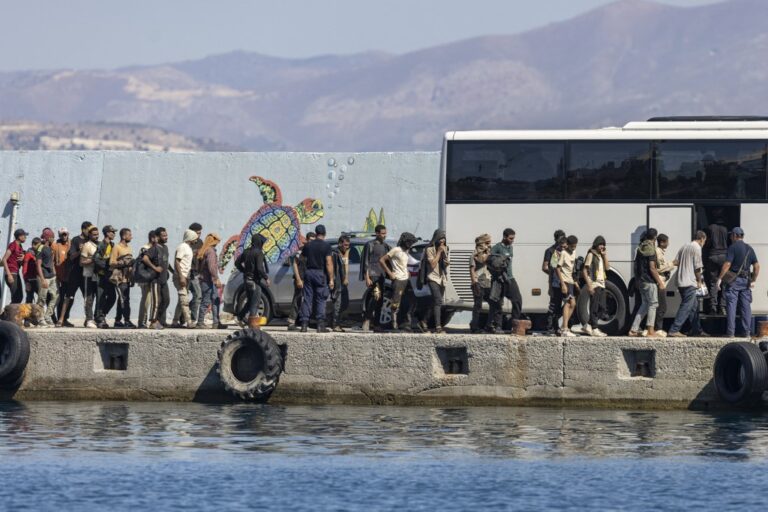 Β. Κικίλιας για μεταναστευτικές ροές από Λιβύη: «Αν δεν αλλάξει κάτι, η κυβέρνηση θα προχωρήσει σε πιο σκληρά μέτρα»