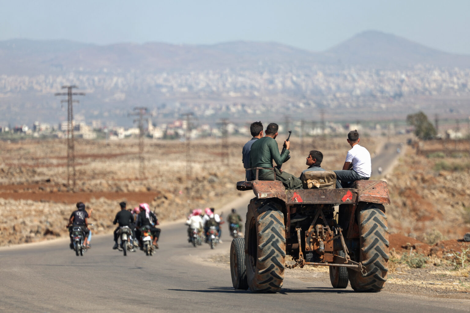 Πάνω από 700 οι νεκροί από τις συγκρούσεις στο νότιο τμήμα της Συρίας