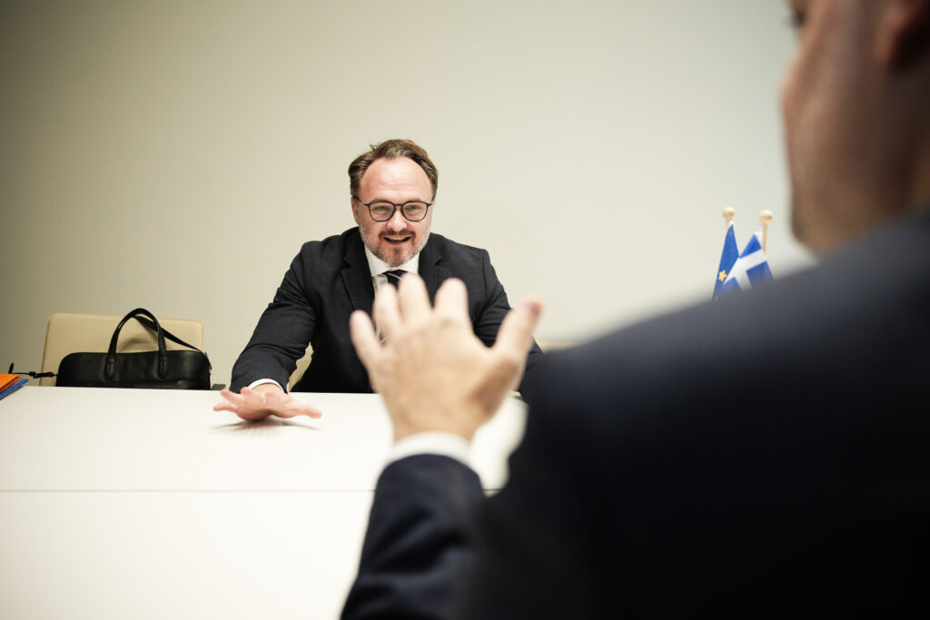 Χ. Δούκας: «Είμαι βέβαιος ότι μέσα στο επόμενο διάστημα, θα έχουμε απτά αποτελέσματα στην Αθήνα σχετικά με την κοινωνική στέγαση»