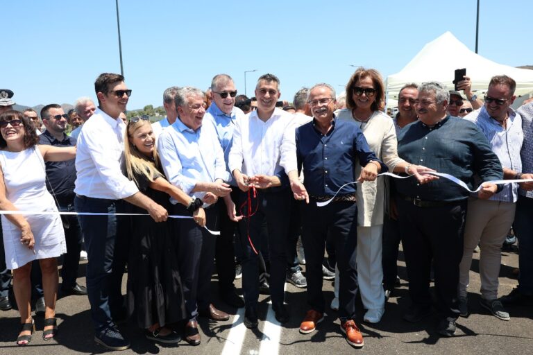 Χανιά: Εγκαίνια της νέας γέφυρας Κερίτη από τον Υπουργό Υποδομών –  Αυτοψία Χρίστου Δήμα σε εργασίες επισκευής σχολικών κτιρίων