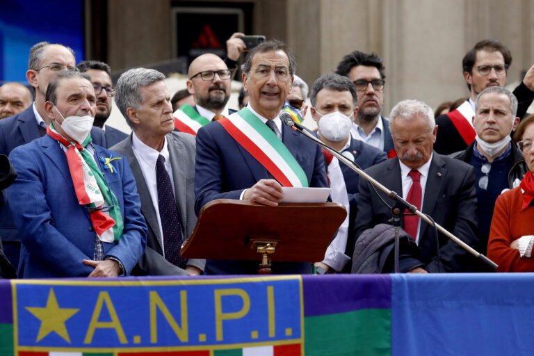 Ιταλία: Σκάνδαλο παράνομης δόμησης στο Μιλάνο – Ο δήμαρχος δεν παραιτείται