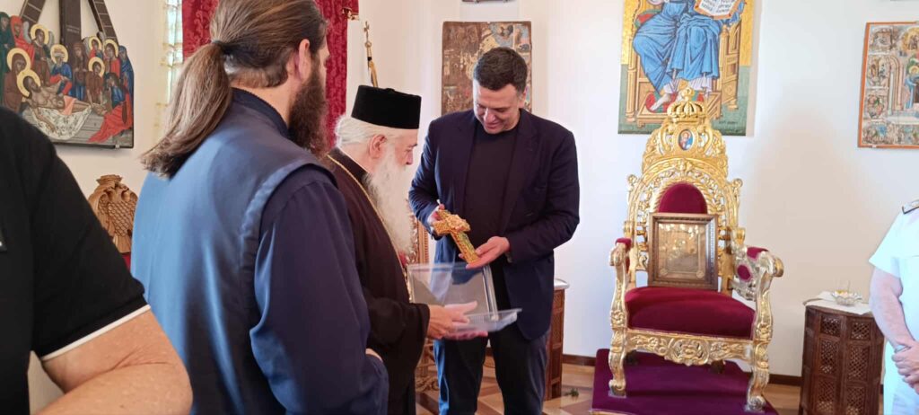 Ολοκλήρωσε την επίσκεψή του στη Σάμο ο Βασίλης Κικίλιας