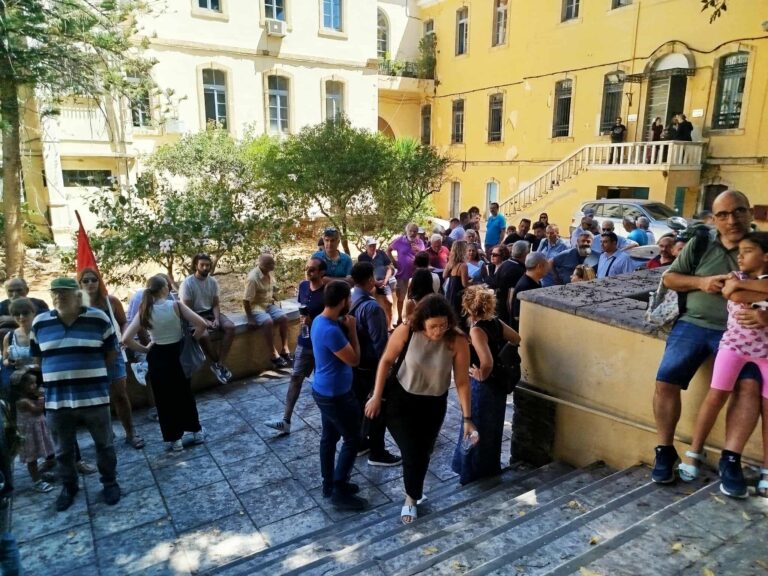 Χανιά: Στο εδώλιο 4 άτομα για την επίθεση σε βάρος μελών της ΚΝΕ – Συγκέντρωση συμπαράστασης στα θύματα