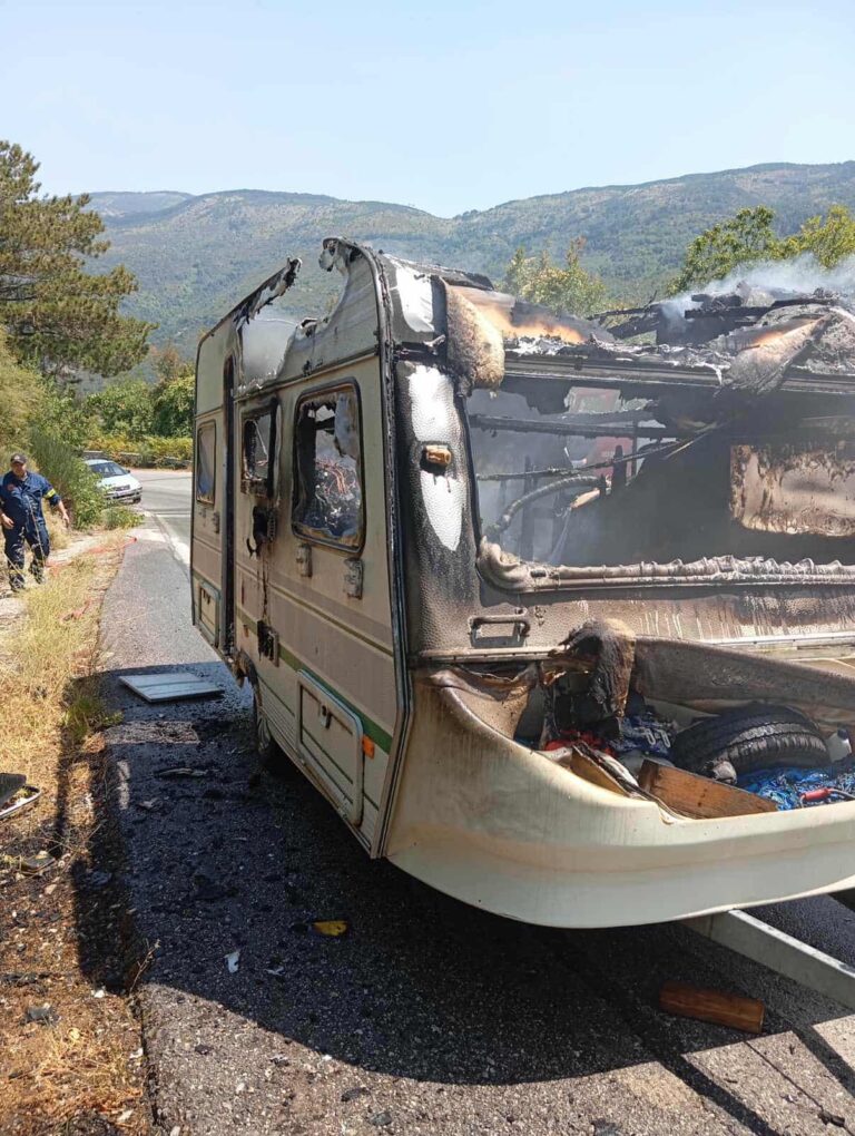 Φωτιά σε τροχόσπιτο στον Ταύγετο
