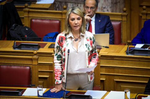 Ενημερωτική δράση για την ενδοοικογενειακή βία στον Αλμυρό με αφορμή την Παγκόσμια Ημέρα της Γυναίκας