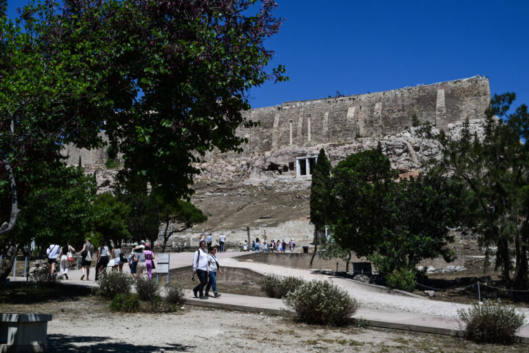 Ανοιχτό μέχρι τα μεσάνυχτα το Μουσείο Ακρόπολης για την Πανσέληνο του Αυγούστου