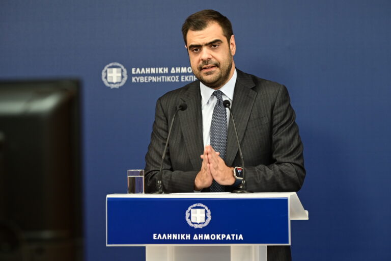 Π. Μαρινάκης: Οι πυροσβέστες έδωσαν έναν τεράστιο αγώνα σε πολλά μέτωπα ταυτόχρονα – Παραμένουμε σε συνεχή επιφυλακή