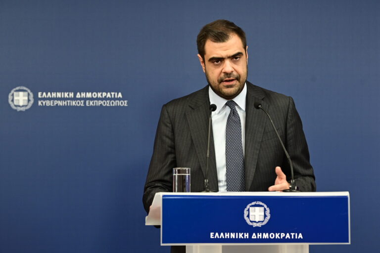 Η ενημέρωση των πολιτικών συντακτών από τον κυβερνητικό εκπρόσωπο – Δευτέρα 28/7