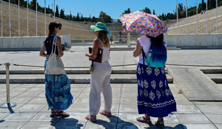 Έκτακτα μέτρα προστασίας στον δήμο Αθηναίων λόγω των υψηλών θερμοκρασιών
