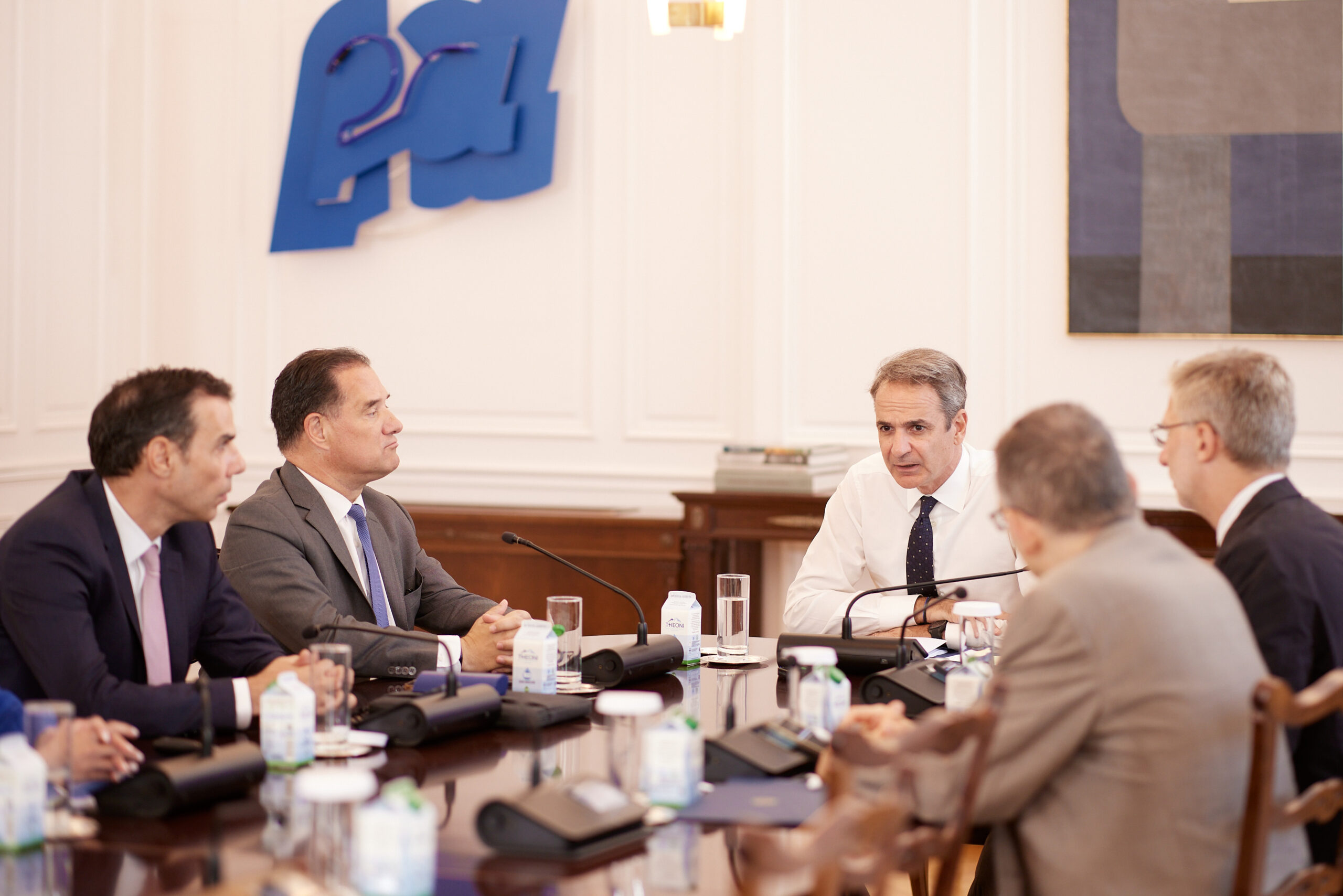 Ξεκινά η αξιολόγηση του ΕΣΥ από τους ασθενείς: Σύσκεψη στο Μαξίμου – Δωρεάν γραμμή Υγείας 1566 από αύριο