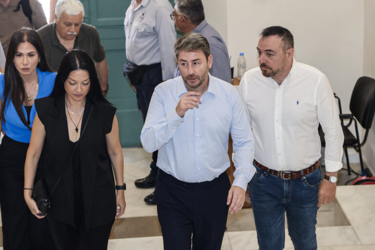 ΟΠΕΚΕΠΕ: Αναταραχές στο ΠΑΣΟΚ από την παραίτηση του γραμματέα Νομαρχιακής Ηρακλείου μετά τις αποκαλύψεις Γεωργιάδη στο ΕΡΤNews