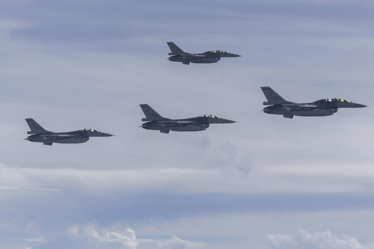 Ταϊλάνδη: F-16 έπληξε στόχους στην Καμπότζη εν μέσω μεθοριακής έντασης