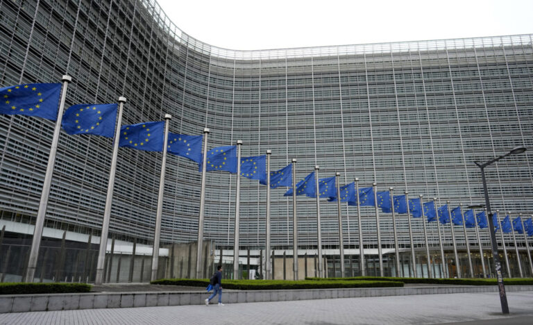 ΕΕ: Ο πληθυσμός σημείωσε Ρεκόρ 450 εκατομμυρίων ανθρώπων λόγω της μετανάστευσης
