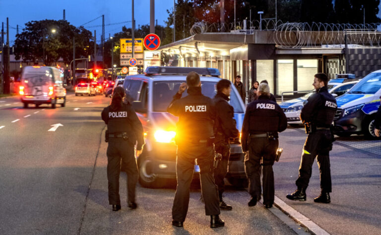 Γερμανία: Ένας νεκρός και τρεις τραυματίες από επίθεση με μαχαίρι στο Μέλριχστατ