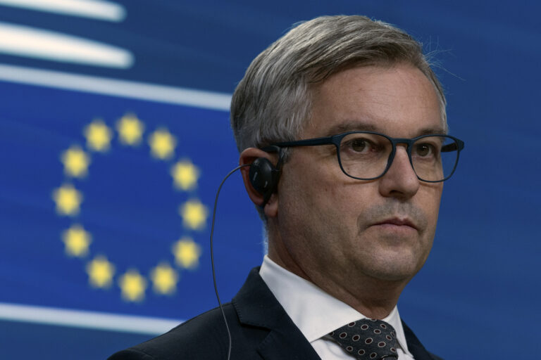 Η πρώτη αντίδραση του Ευρωπαίου Επιτρόπου μετά τις επαφές για το μεταναστευτικό στη Λιβύη