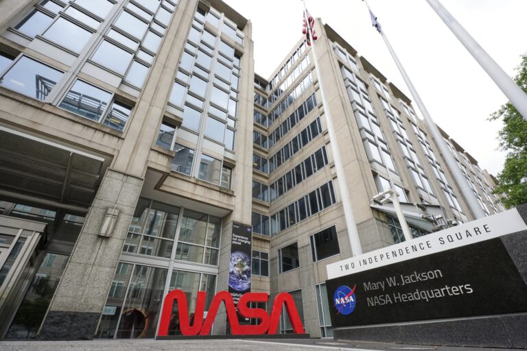 Η NASA αναγγέλλει την αποχώρηση του 20% του προσωπικού της