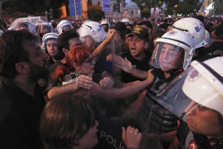 Η γερμανική κυβέρνηση εκφράζει την ανησυχία της για το κράτος δικαίου στην Τουρκία μετά την σύλληψη στελεχών του CHP στην Σμύρνη