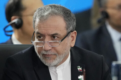 Βυτιοφόρο έριχνε σε φρεάτιο του Κηφισού βιομηχανικά απόβλητα που κατέληγαν στη θάλασσα – Τρεις συλλήψεις