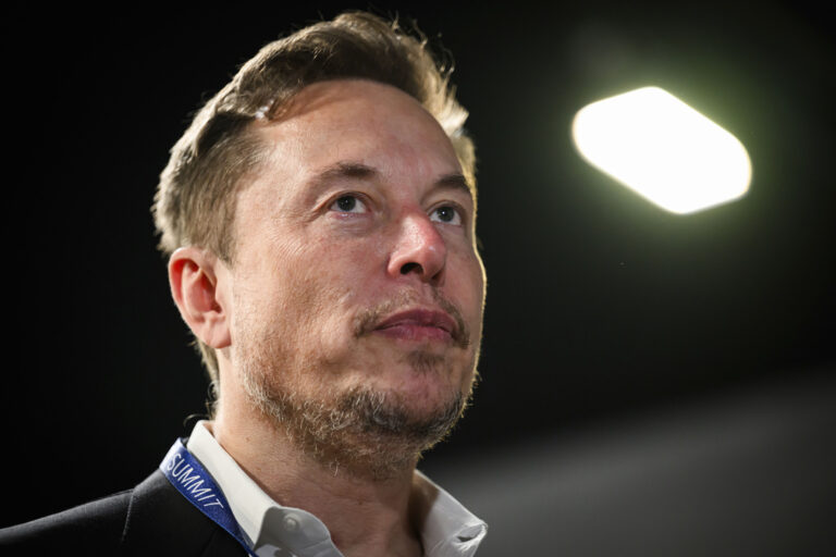 SpaceX: Επένδυση κεφαλαίων δύο δισ. δολαρίων στην τεχνητή νοημοσύνη