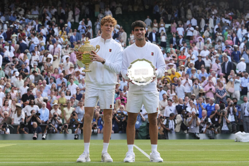 Nέος βασιλιάς του Wimbledon ο Σίνερ – Αποκαθήλωσε τον Αλκαθάρ